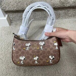 NWT Coach X Peanuts Teri Shoulder Bag In Signature Canvas With Snoopy Print